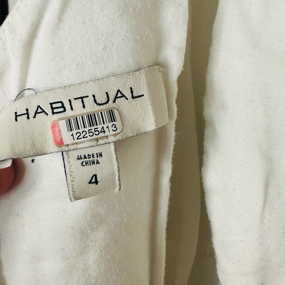 HABITUAL Women's White Wide Legged Cropped Pockets Zip Up Back Jumpsuit Size 4 - Picture 7 of 7